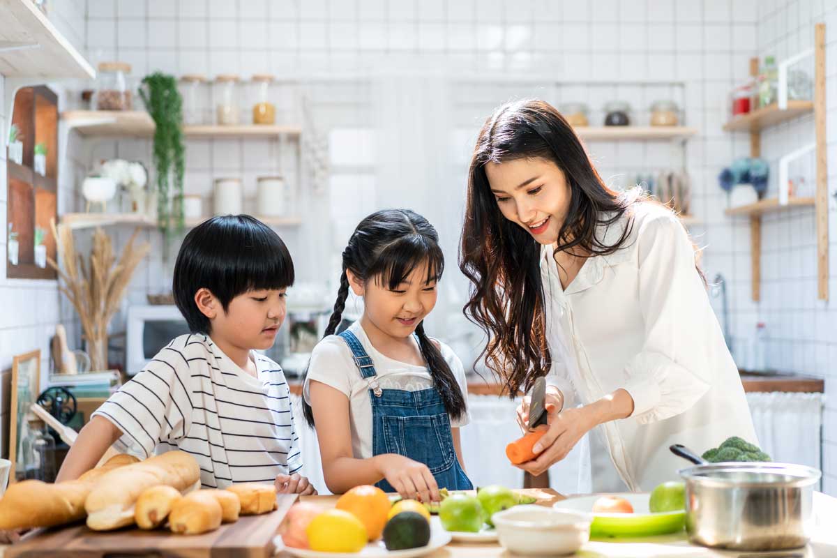 Happy Family Cooking using A Better Meal app