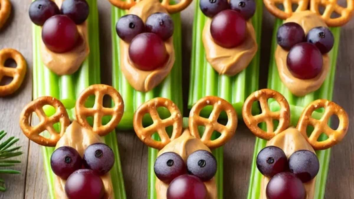 reindeer peanut butter bites